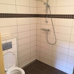 PLAATSEN BADKAMER OF TOILET