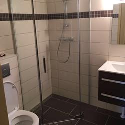 PLAATSEN BADKAMER OF TOILET